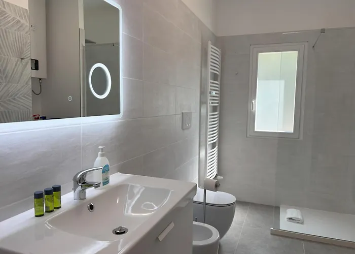 Il Balcone Su Barcola - Locazione Turistica * Trieszt